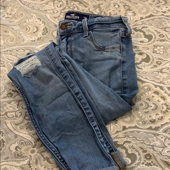 Hollister Denim - Hollister High Rise Cropped Jeggings